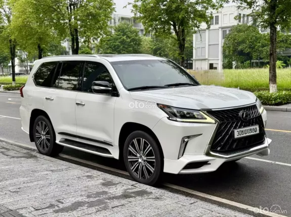 Lexus LX 570 MBS 2019 - Lexus LX 570 Super Sport MBS sx2019 nhập Trung Đông, chạy hơn 7vạn Full đồ