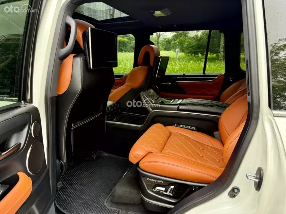 Lexus LX 570 MBS 2019 - Lexus LX 570 Super Sport MBS sx2019 nhập Trung Đông, chạy hơn 7vạn Full đồ