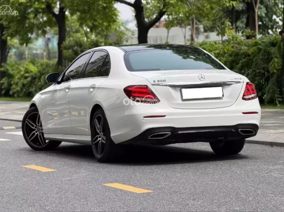 Mercedes-Benz E300 AMG 2020 - Siêu đẹp - Chất lượng xe hoàn hảo, chủ đi giữ gìn