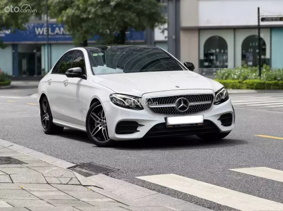 Mercedes-Benz E300 AMG 2020 - Siêu đẹp - Chất lượng xe hoàn hảo, chủ đi giữ gìn