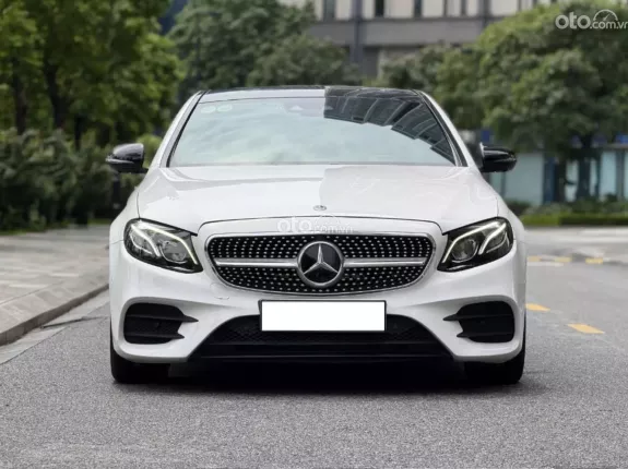 Mercedes-Benz E300 AMG 2020 - Siêu đẹp - Chất lượng xe hoàn hảo, chủ đi giữ gìn
