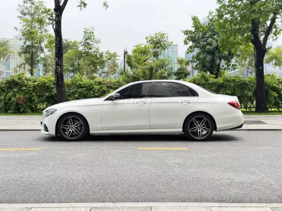 Mercedes-Benz E300 AMG 2020 - Siêu đẹp - Chất lượng xe hoàn hảo, chủ đi giữ gìn