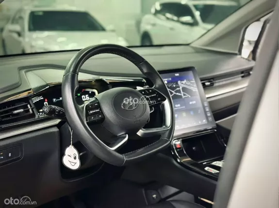 Hyundai Custin 2024 - Model 2025 Rộng Rãi, Tiết Kiệm