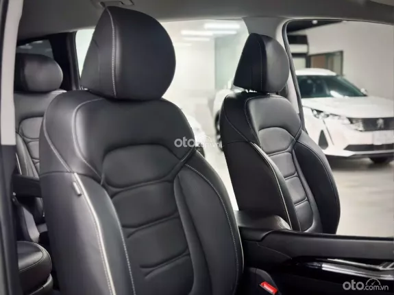 Hyundai Custin 2024 - Model 2025 Rộng Rãi, Tiết Kiệm