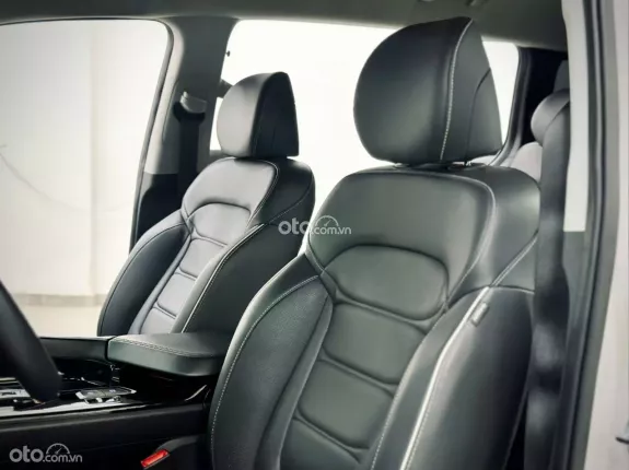 Hyundai Custin 2024 - Model 2025 Rộng Rãi, Tiết Kiệm