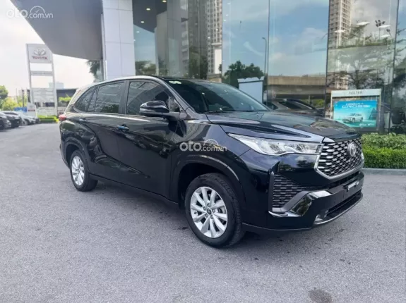 Toyota Innova Cross Xăng 2025 - Sơn zin cả xe