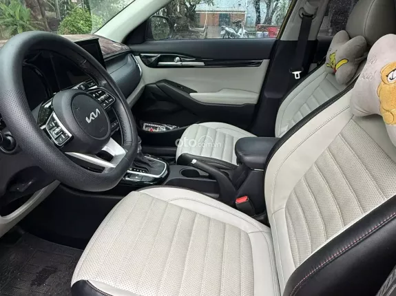 Kia Seltos 1.4 Premium 2022 - Xe đẹp, bản premium 1 chủ