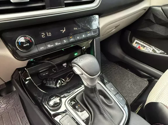 Kia Seltos 1.4 Premium 2022 - Xe đẹp, bản premium 1 chủ