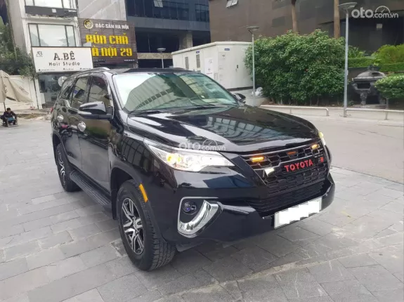 Toyota Fortuner 2.7 V 4X2 AT 2017 - Toyota Fortuner 2.7 V 4X2 AT 2017 - mua bán xe ô tô cũ uy tín tại Hà Nội