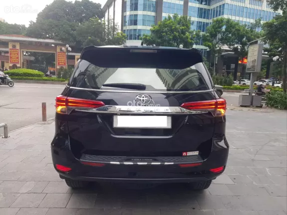 Toyota Fortuner 2.7 V 4X2 AT 2017 - Toyota Fortuner 2.7 V 4X2 AT 2017 - mua bán xe ô tô cũ uy tín tại Hà Nội