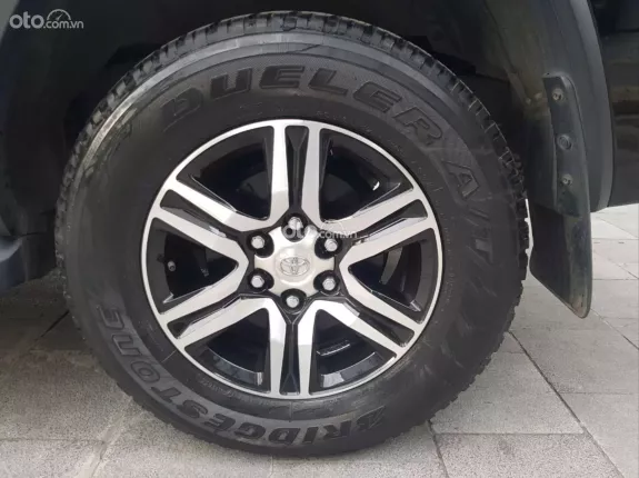 Toyota Fortuner 2.7 V 4X2 AT 2017 - Toyota Fortuner 2.7 V 4X2 AT 2017 - mua bán xe ô tô cũ uy tín tại Hà Nội