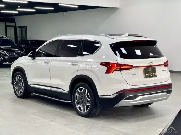 Hyundai Santa Fe 2.2 Dầu Cao cấp 2022 - Cam kết không đâm đụng, không ngập nước
