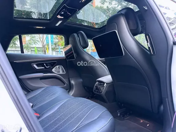 Mercedes-Benz EQS 2023 - Siêu lướt 3.200 km, đủ hồ sơ sang tên