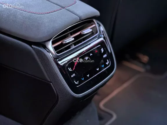 Mercedes-Benz EQS 2023 - Siêu lướt 3.200 km, đủ hồ sơ sang tên