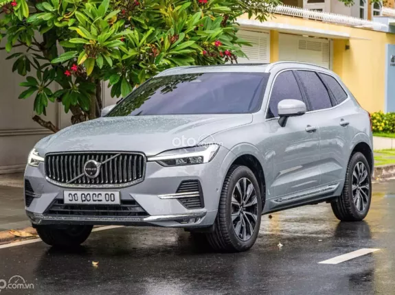 Volvo XC60 B6 AWD Inscription 2025 - Xe siêu lướt 3.000 km, nội thất nâu cực mới