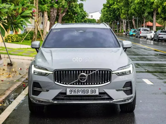 Volvo XC60 B6 AWD Inscription 2025 - Xe siêu lướt 3.000 km, nội thất nâu cực mới