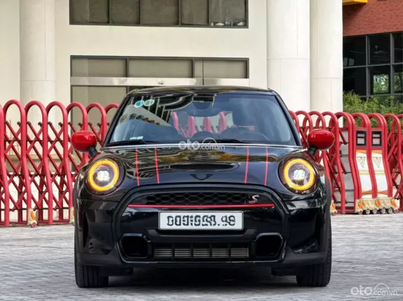 Mini Cooper S 5 cửa 2023 - Xe đăng ký tháng 12/2024