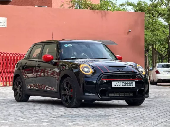 Mini Cooper S 5 cửa 2023 - Xe đăng ký tháng 12/2024