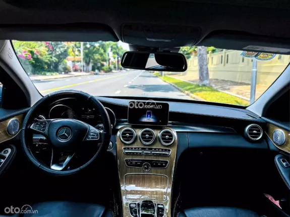 Mercedes-Benz C250 Exclusive 2015 - Xe lướt odo thấp giá tốt nhất thị trường