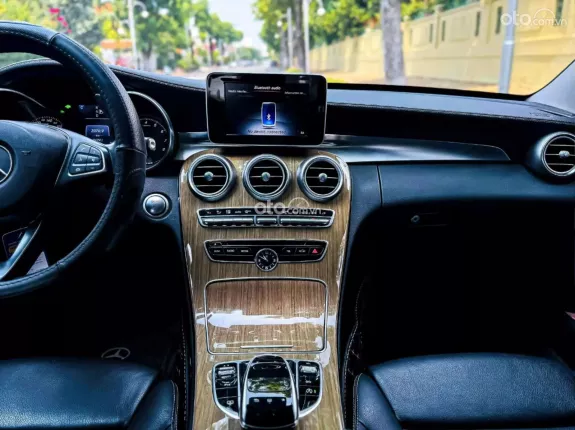 Mercedes-Benz C250 Exclusive 2015 - Xe lướt odo thấp giá tốt nhất thị trường
