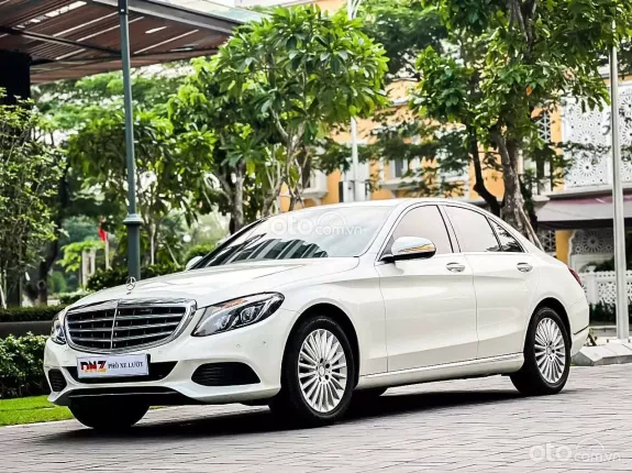 Mercedes-Benz C250 Exclusive 2015 - Xe lướt odo thấp giá tốt nhất thị trường
