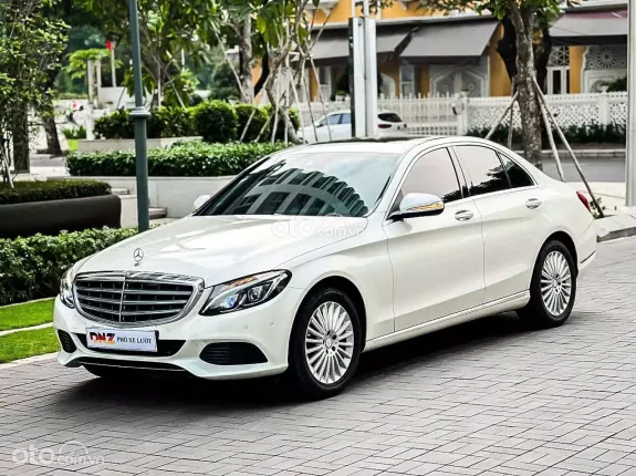 Mercedes-Benz C250 Exclusive 2015 - Xe lướt odo thấp giá tốt nhất thị trường