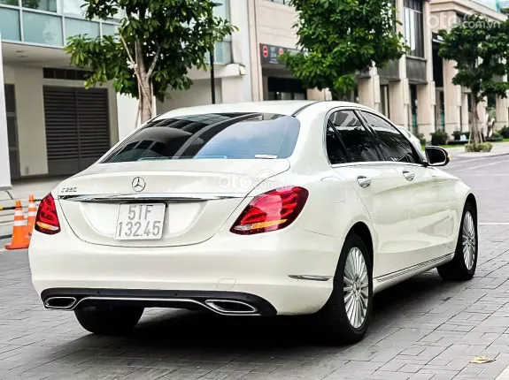 Mercedes-Benz C250 Exclusive 2015 - Xe lướt odo thấp giá tốt nhất thị trường