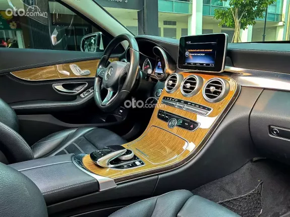 Mercedes-Benz C250 Exclusive 2015 - Xe lướt odo thấp giá tốt nhất thị trường