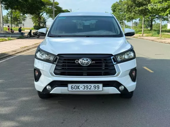 Toyota Innova 2.0 Venturer AT 2022 - Hỗ trợ góp ngân hàng 70%