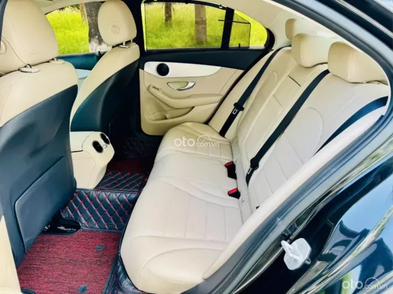 Mercedes-Benz C200 2.0 AT 2015 - C200 sx2015 phom mới 2016 chạy 8 vạn km siêu mới