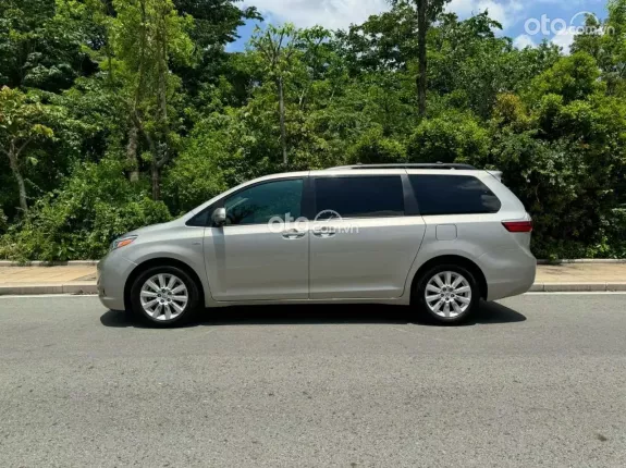 Toyota Sienna Limited 3.5 AT AWD 2017 - 1 đời chủ - full lịch sử hãng