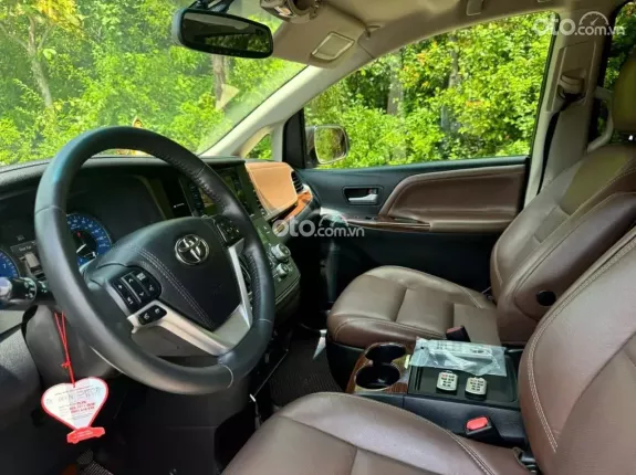 Toyota Sienna Limited 3.5 AT AWD 2017 - 1 đời chủ - full lịch sử hãng