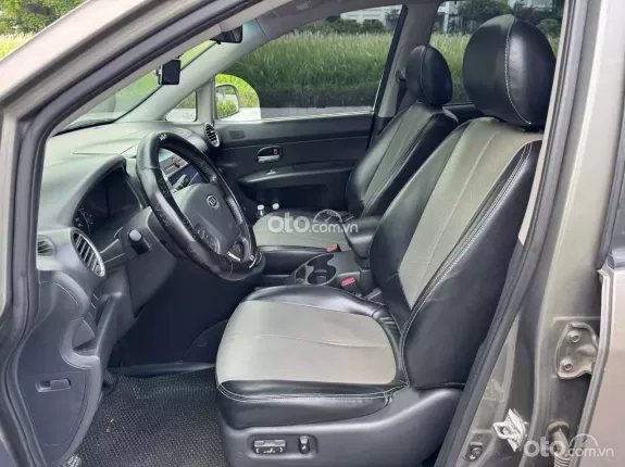 Kia Carens SX 2.0 AT 2011 - Kia Carens sx2011 số tự động, 1 chủ từ mới chạy cực ít