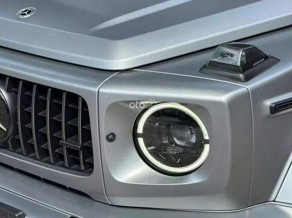 Mercedes-Benz AMG G63 4Matic 2021 - Xe màu xám nội thất đỏ