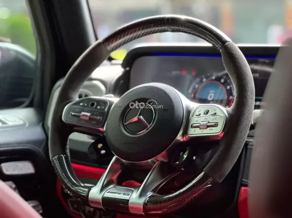 Mercedes-Benz AMG G63 4Matic 2021 - Xe màu xám nội thất đỏ