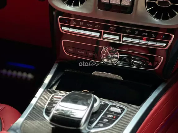 Mercedes-Benz AMG G63 4Matic 2021 - Xe màu xám nội thất đỏ