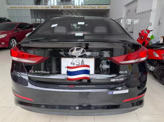 Hyundai Elantra 1.6 AT Đặc biệt 2016 - Xe còn rất rất mới