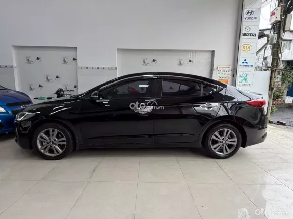 Hyundai Elantra 1.6 AT Đặc biệt 2016 - Xe còn rất rất mới