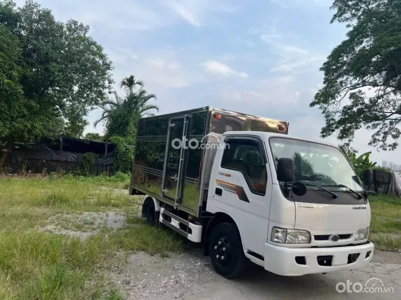 Kia K2700 2013 - Bán Kia K3000s thùng kín, sản xuất 2013 thùng 3m4, tải 1t2