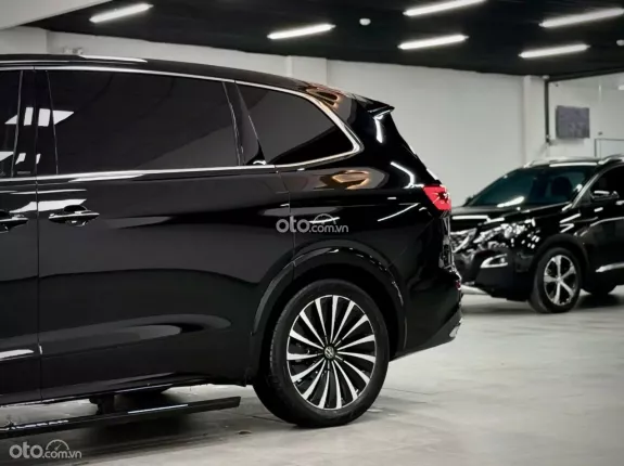 Volkswagen Viloran Luxury 2025 - Cam kết xe không đâm đụng, không ngập nước, không tua km