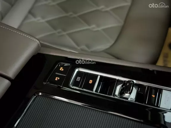 Volkswagen Viloran Luxury 2025 - Cam kết xe không đâm đụng, không ngập nước, không tua km