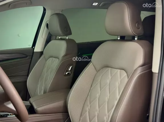Volkswagen Viloran Luxury 2025 - Cam kết xe không đâm đụng, không ngập nước, không tua km