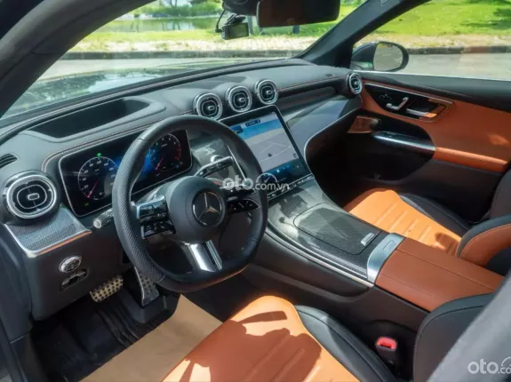 Mercedes-Benz GLC 300 4Matic 2024 - Mercedes GLC300 4Matic model 2025 siêu lướt 5.200km cực đẹp