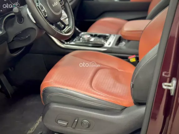 Kia Carnival 2.2D Signature 2023 - Model 2024 Full Options