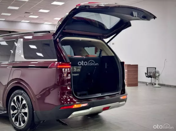 Kia Carnival 2.2D Signature 2023 - Model 2024 Full Options