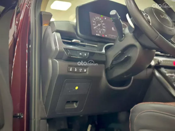 Kia Carnival 2.2D Signature 2023 - Model 2024 Full Options