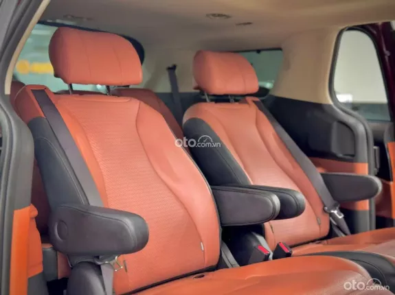 Kia Carnival 2.2D Signature 2023 - Model 2024 Full Options