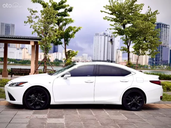 Lexus ES 250 F-Sport 2022 - Model 2023, tư nhân chính chủ, nhập Nhật nguyên chiếc