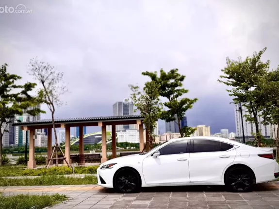 Lexus ES 250 F-Sport 2022 - Model 2023, tư nhân chính chủ, nhập Nhật nguyên chiếc