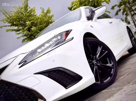 Lexus ES 250 F-Sport 2022 - Model 2023, tư nhân chính chủ, nhập Nhật nguyên chiếc